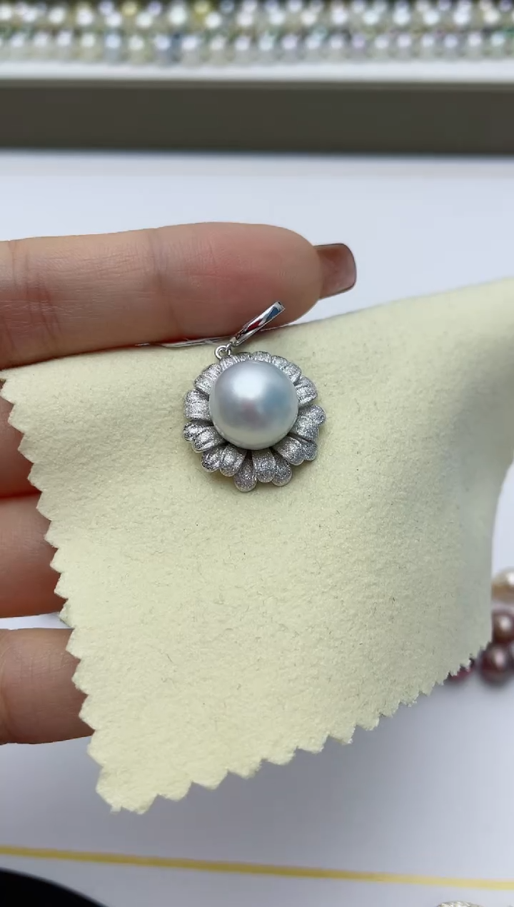 【闪购商品】海水珍珠颈饰银S925镶嵌W8