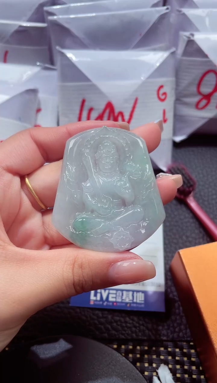 颈饰未镶嵌翡翠79