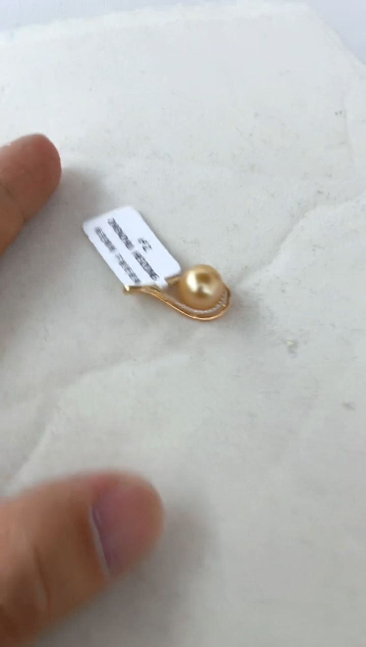 【闪购商品】海水珍珠颈饰银S925镶嵌吊坠