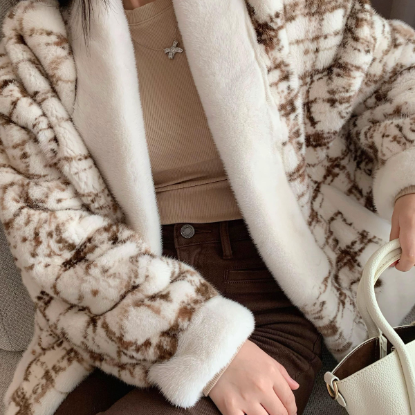 SELL WELL/赛唯儿进口天鹅绒多款链接水貂女装外套