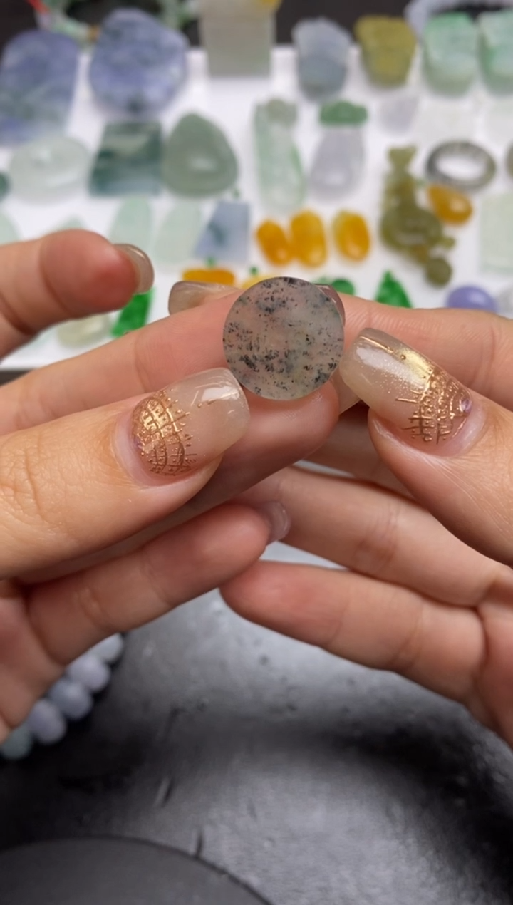 【闪购商品】定制翡翠未镶嵌翡翠毛货~