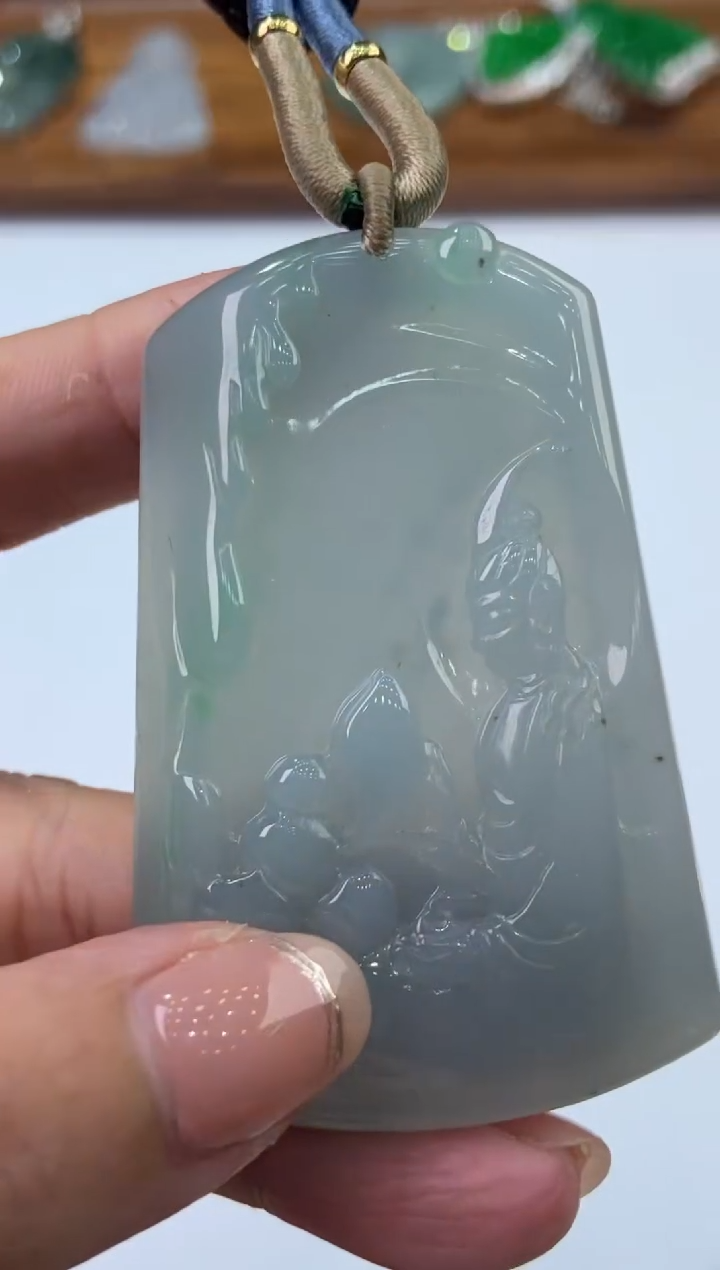 【闪购商品】翡翠未镶嵌挂件280319  