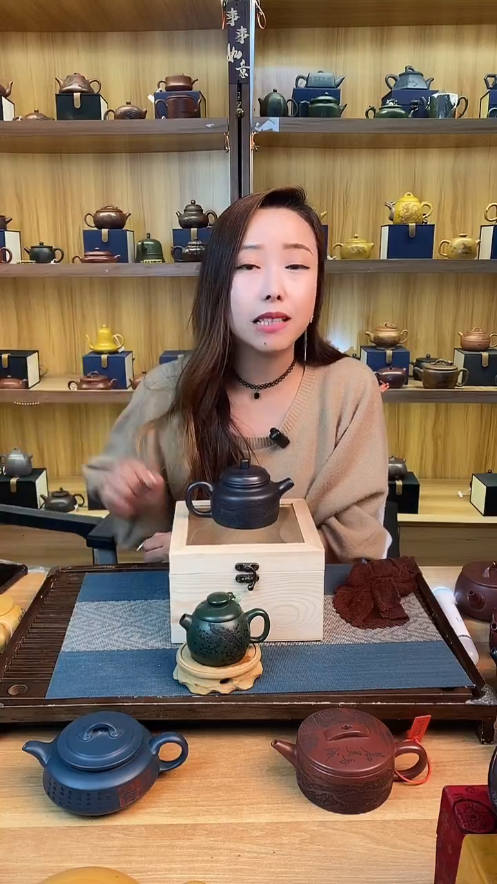 【闪购商品】紫砂茶壶石黄山水德钟壶【菲】