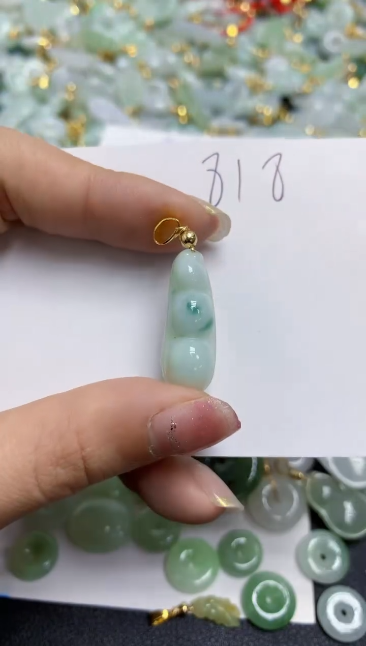 【闪购商品】翡翠颈饰合金天然翡翠A货