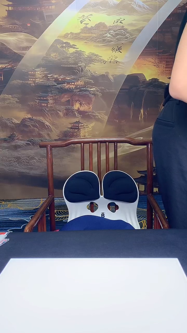 【闪购商品】定制翡翠未镶嵌1085xx-毛货挂件