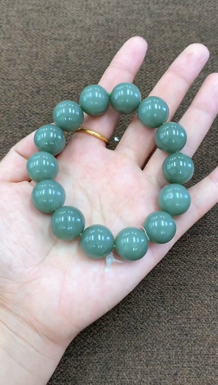 和田玉未镶嵌珠宝奇石纯天然新疆和田玉卡16HA16