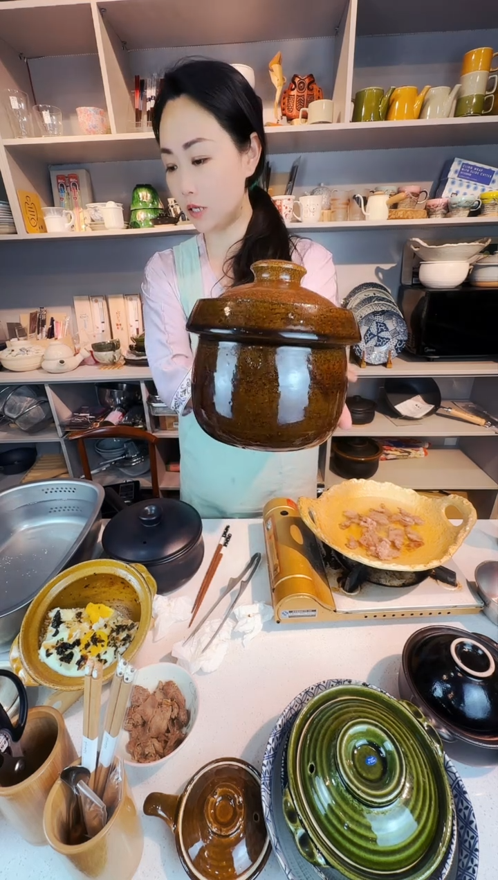 日本进口万古烧蘑菇锅（微瑕）