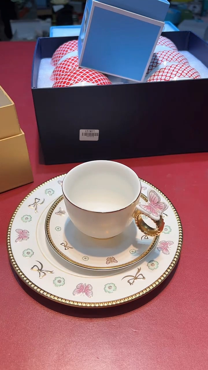 【闪购商品】瓷片锅碗瓢盆一件不剩