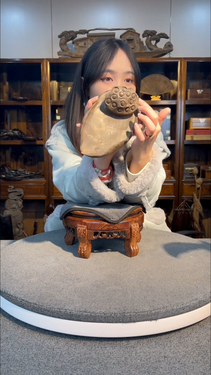 【闪购商品】金丝楠木雕荷叶茶则