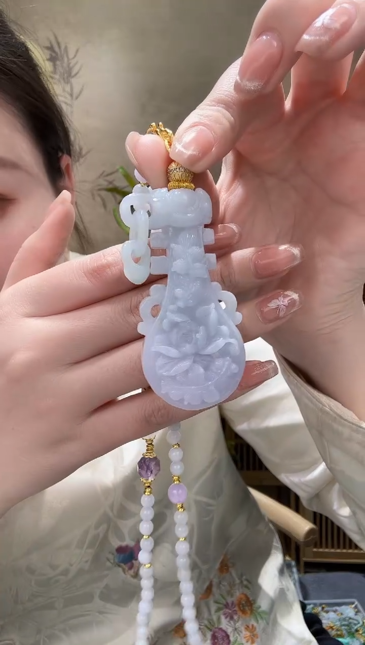 【闪购商品】翡翠颈饰未镶嵌吊坠