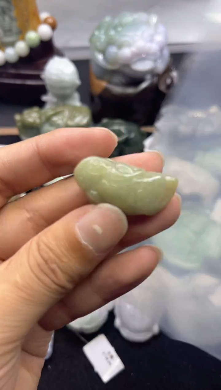 【闪购商品】翡翠颈饰未镶嵌00000125