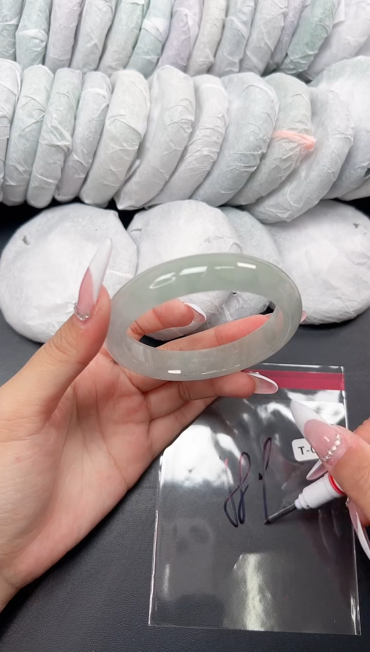 精品手镯，一物一拍T-020