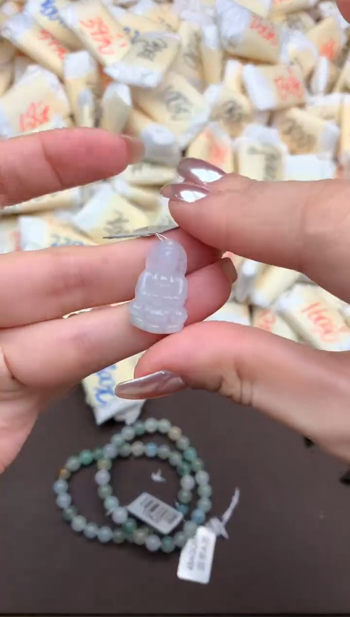 【闪购商品】翡翠挂件未镶嵌一