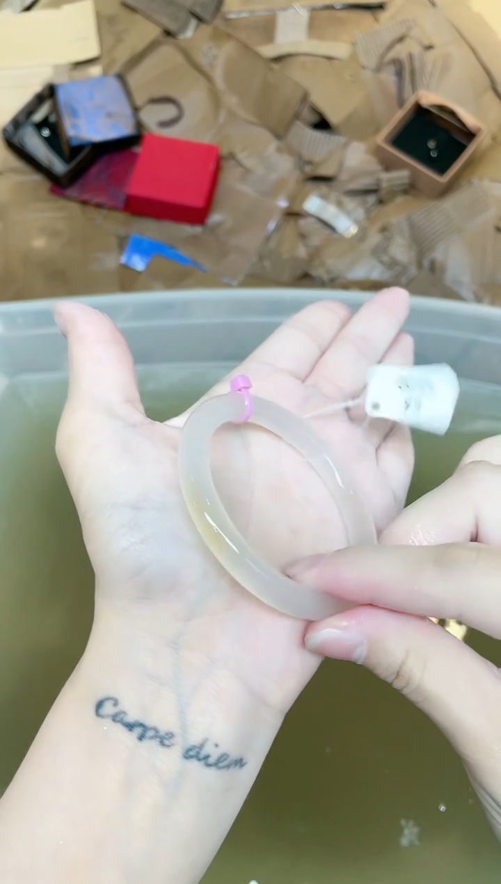 石英质玉手镯未镶嵌160-53