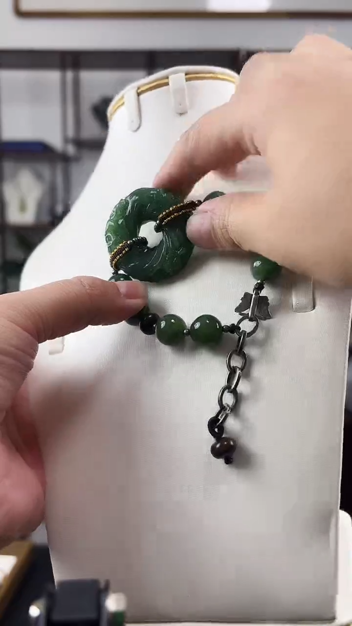 颈饰未镶嵌和田玉甜甜圈