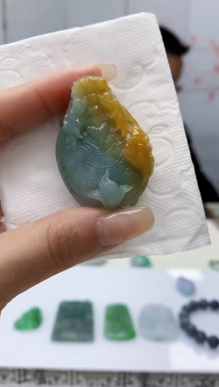 【闪购商品】定制翡翠未镶嵌3916lr毛货挂件37