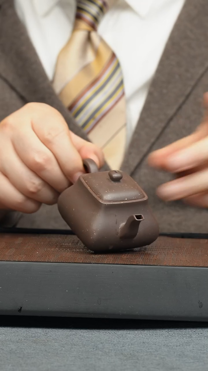 【闪购商品】紫砂茶壶五堂 风流宰相-鸣远