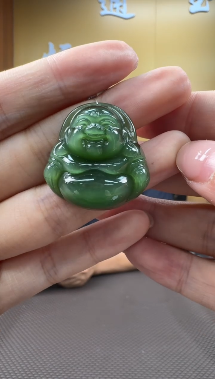 和田玉未镶嵌颈饰挂件30