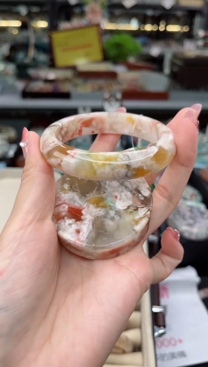 【闪购商品】石英质玉手镯未镶嵌55圈口（赠品镯心）6015186