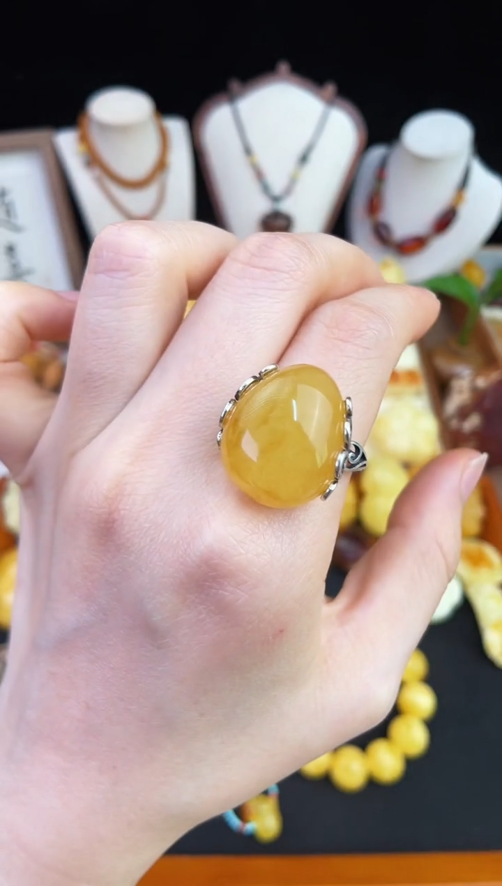 琥珀未镶嵌珠宝奇石柒月