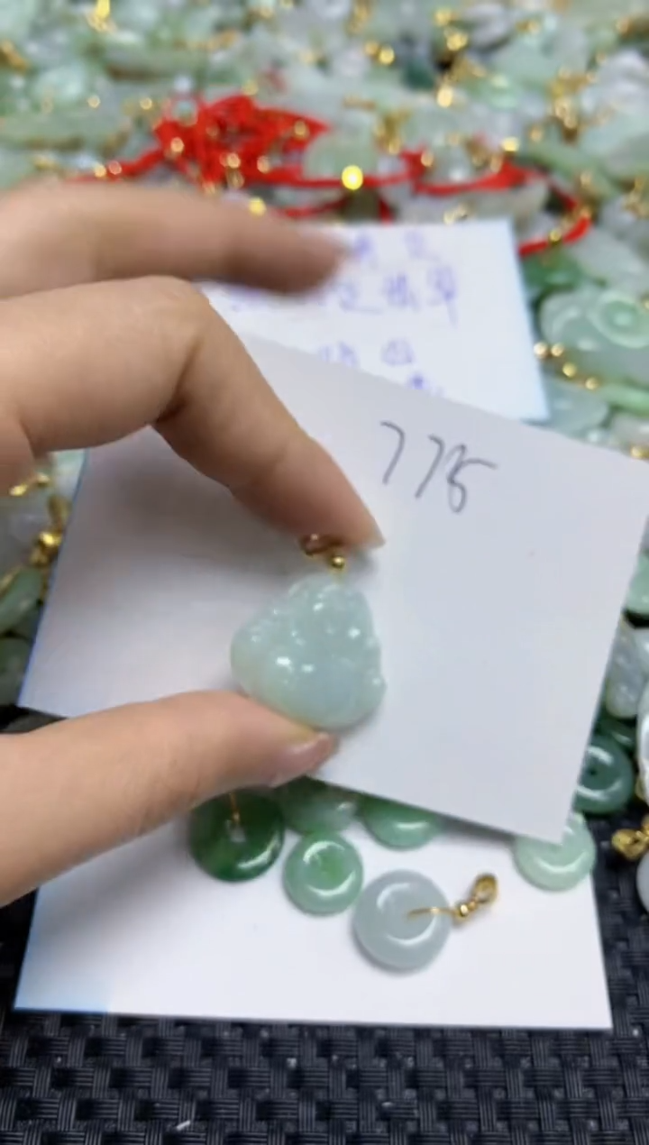 【闪购商品】翡翠颈饰合金   天然A货翡翠