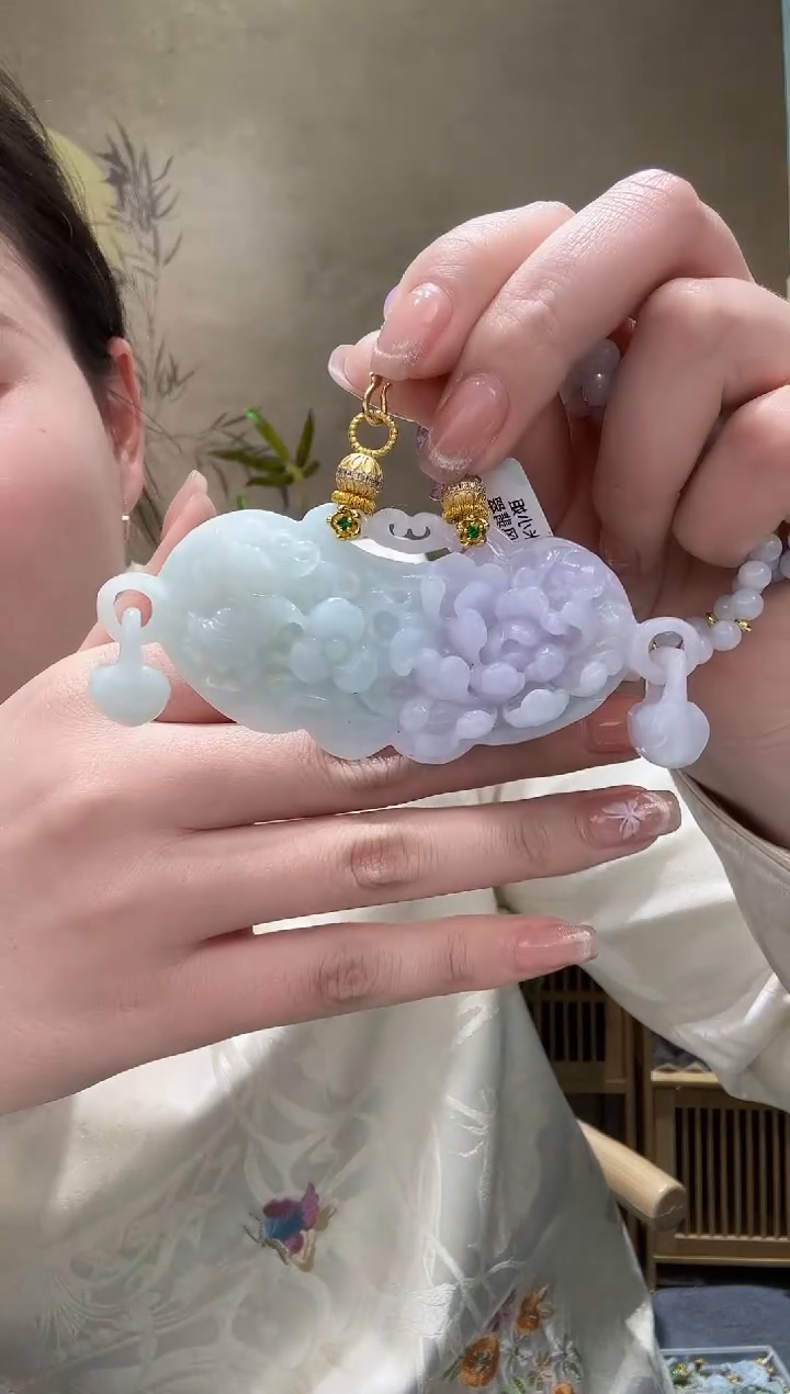 【闪购商品】翡翠颈饰未镶嵌吊坠