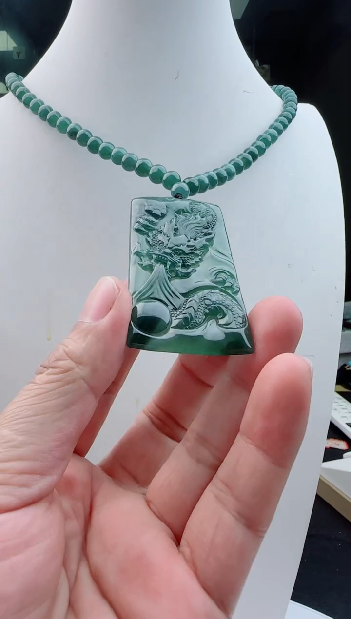 【闪购商品】翡翠颈饰未镶嵌11111111111