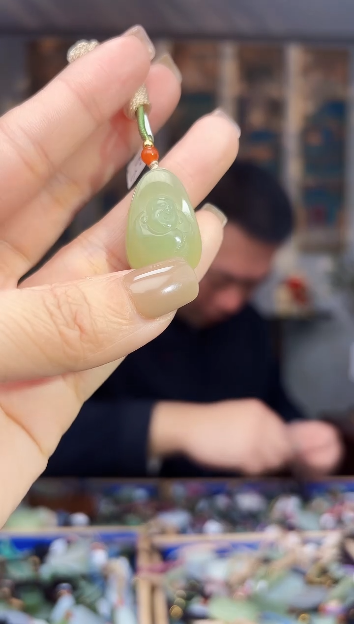 【闪购商品】和田玉挂件未镶嵌拍一发一