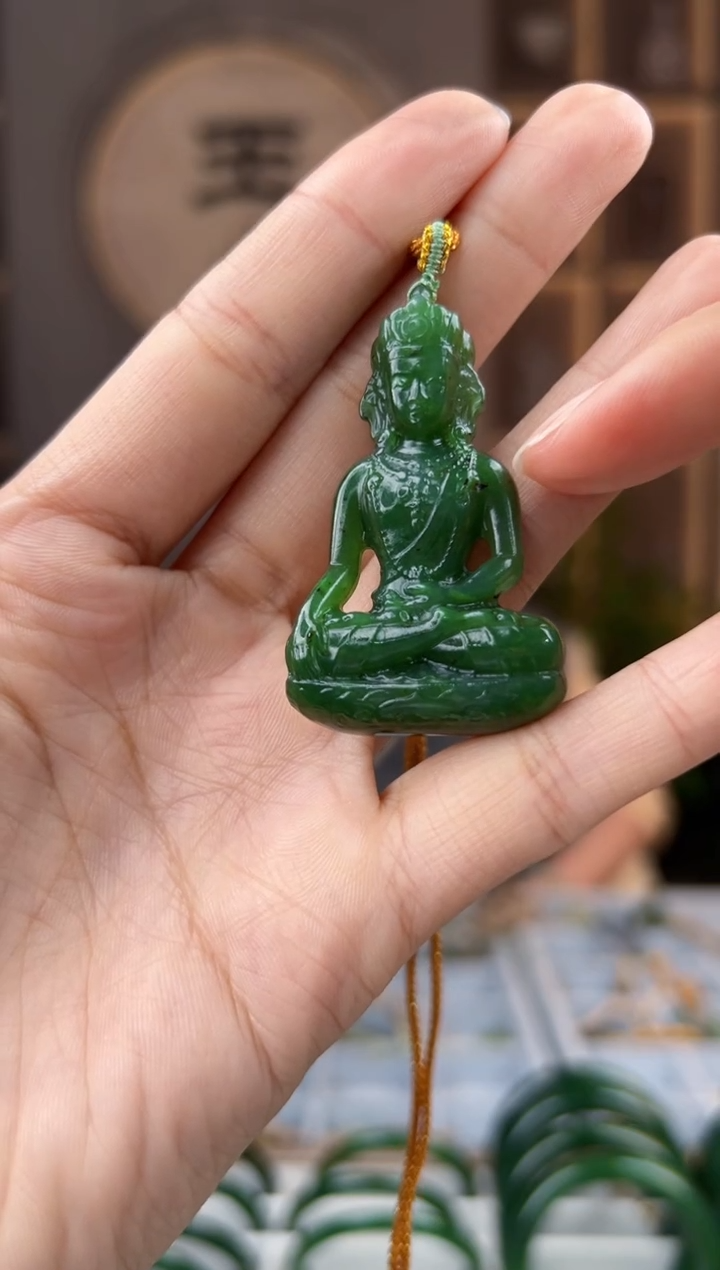 颈饰未镶嵌和田玉拍一发一，拍一发一