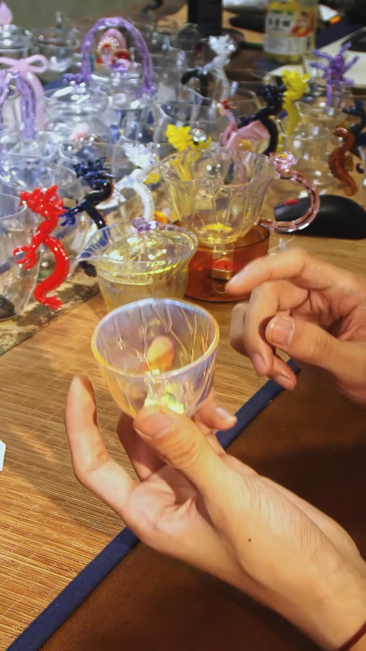 【闪购商品】荷韵主人杯晶焱金标