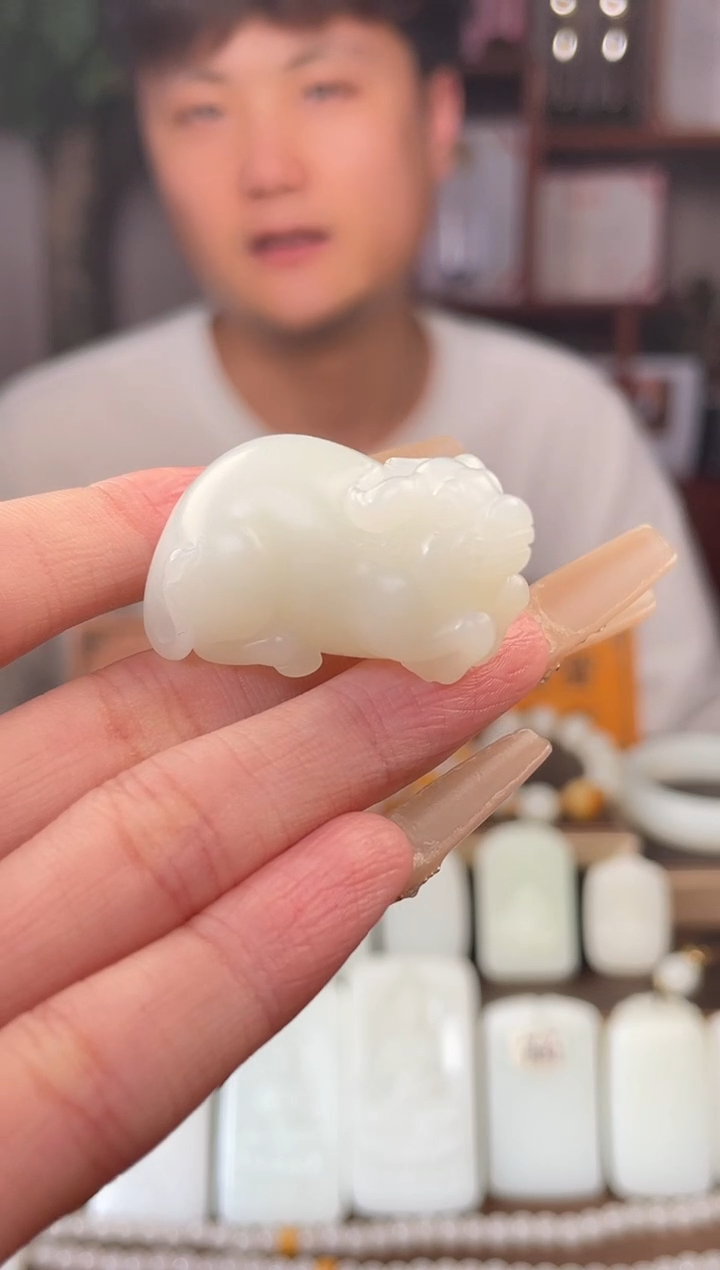 【闪购商品】和田玉未镶嵌吊坠(不含链)和田玉牛牛吊坠