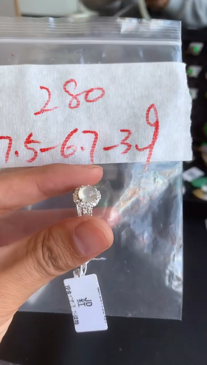 未镶嵌定制翡翠缅甸A货翡翠，拍一发一