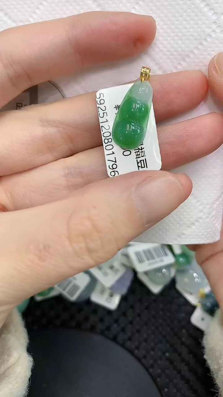 颈饰18K金镶嵌翡翠a货支持复检百元以上9元证书费自理