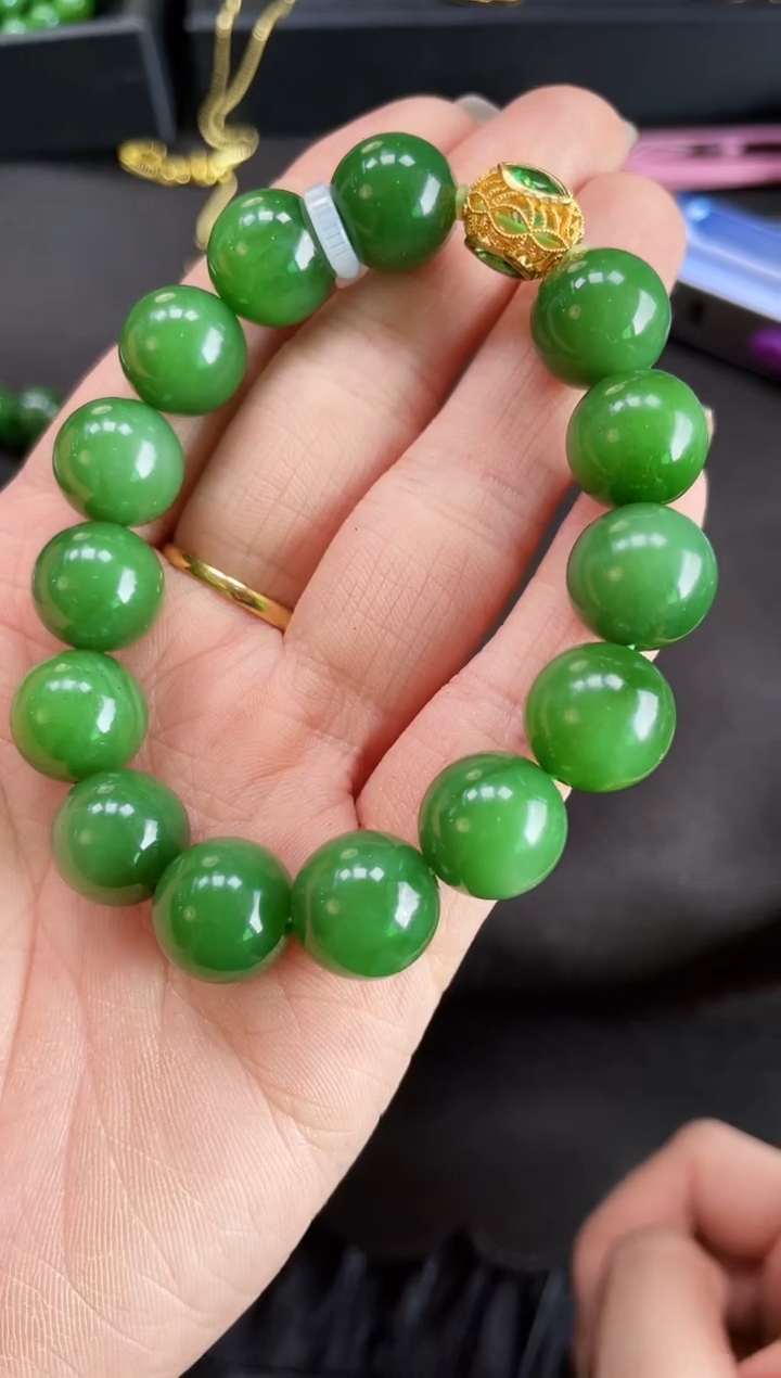 【闪购商品】和田玉手串18K金镶嵌多样性发一