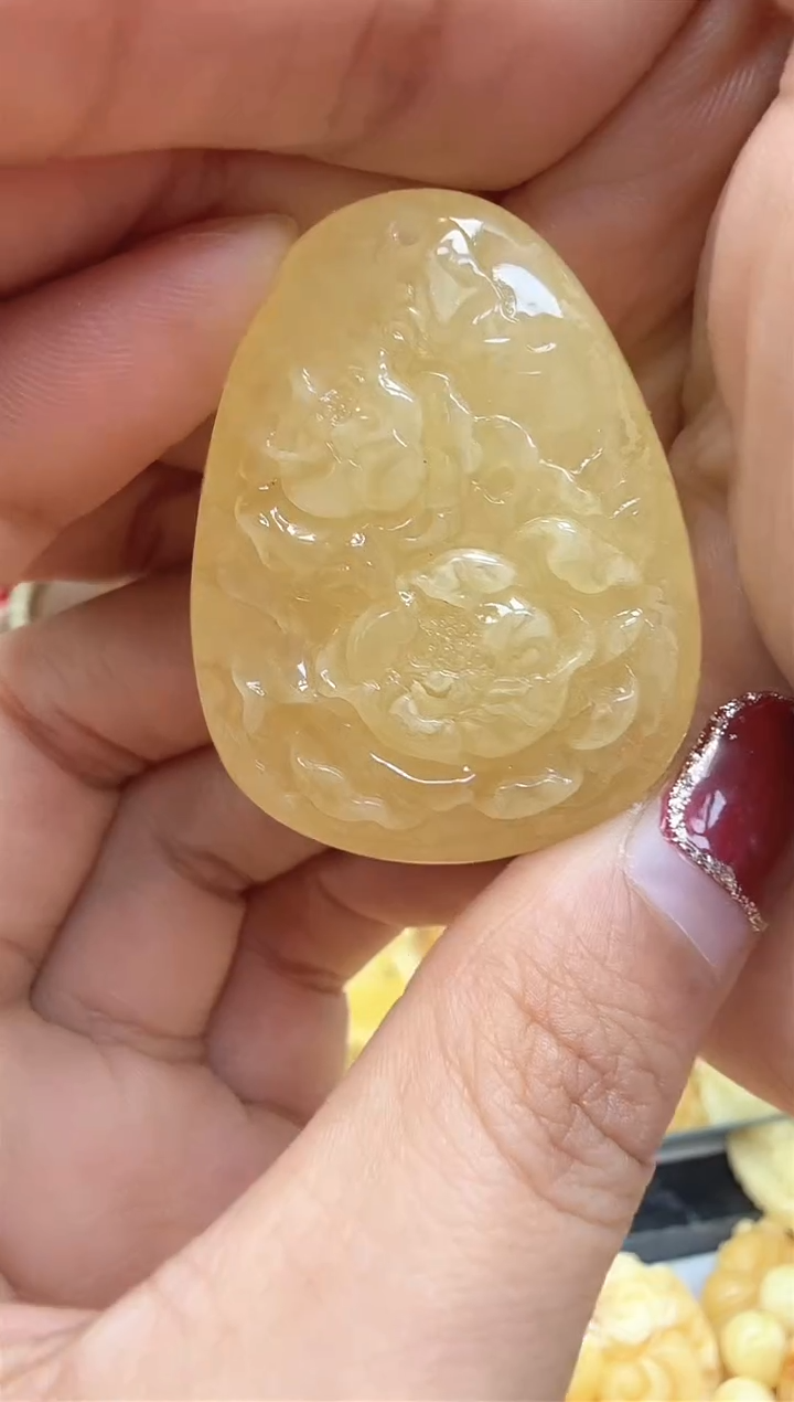 【闪购商品】琥珀裸石未镶嵌挂坠