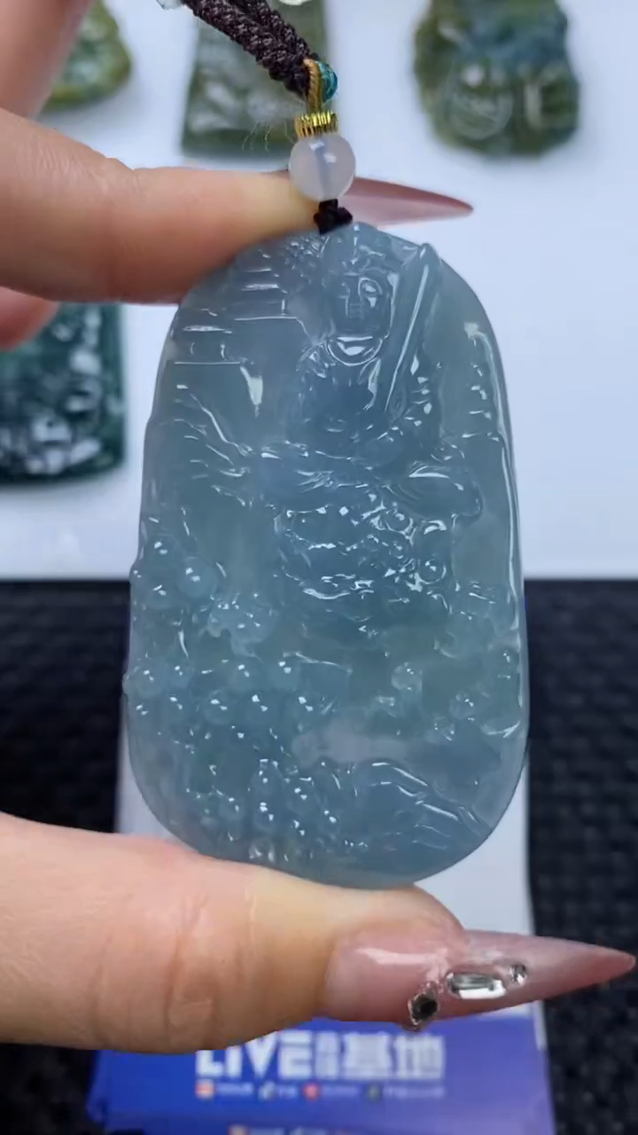 【闪购商品】翡翠颈饰未镶嵌111111111111111