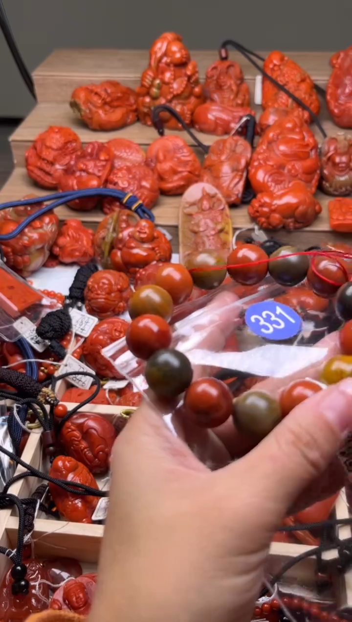 【闪购商品】南红玛瑙珠宝奇石未镶嵌331-16