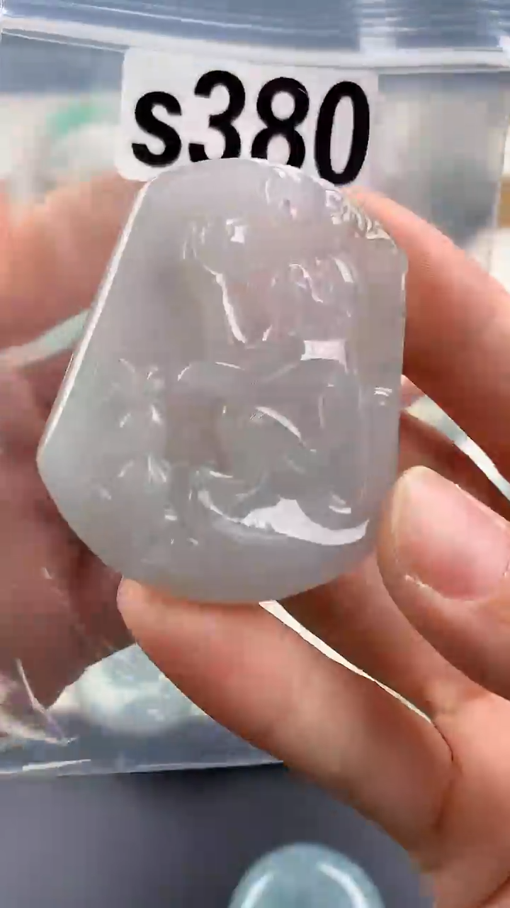 颈饰未镶嵌翡翠天然翡翠吊坠挂件