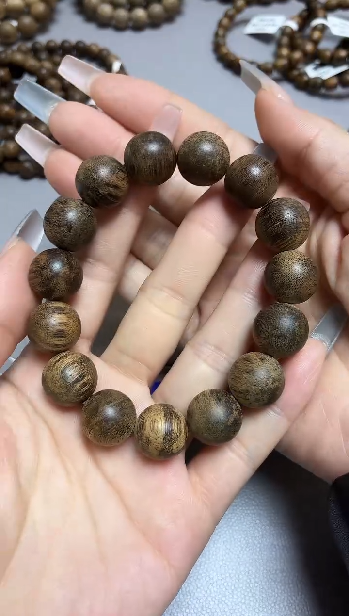沉香手串逝**年文莱圆珠单圈1.5多样性发其一
