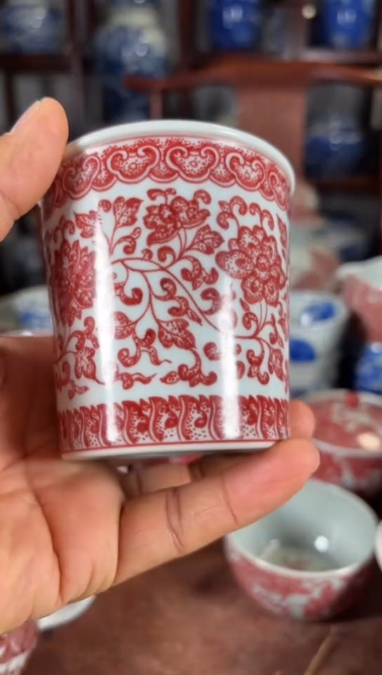 Z****?柴窑釉里红缠枝莲可乐杯杯
