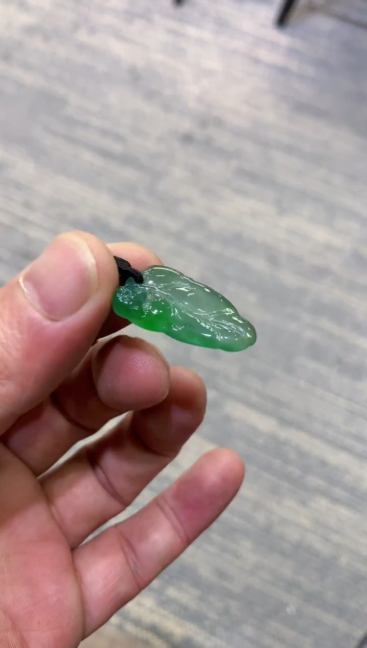 颈饰未镶嵌翡翠天然A货翡翠