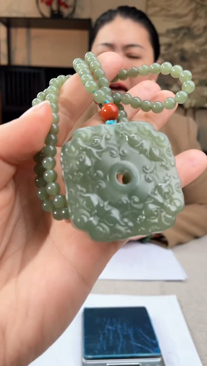 【闪购商品】定制和田玉多样性发货拍一发一07215