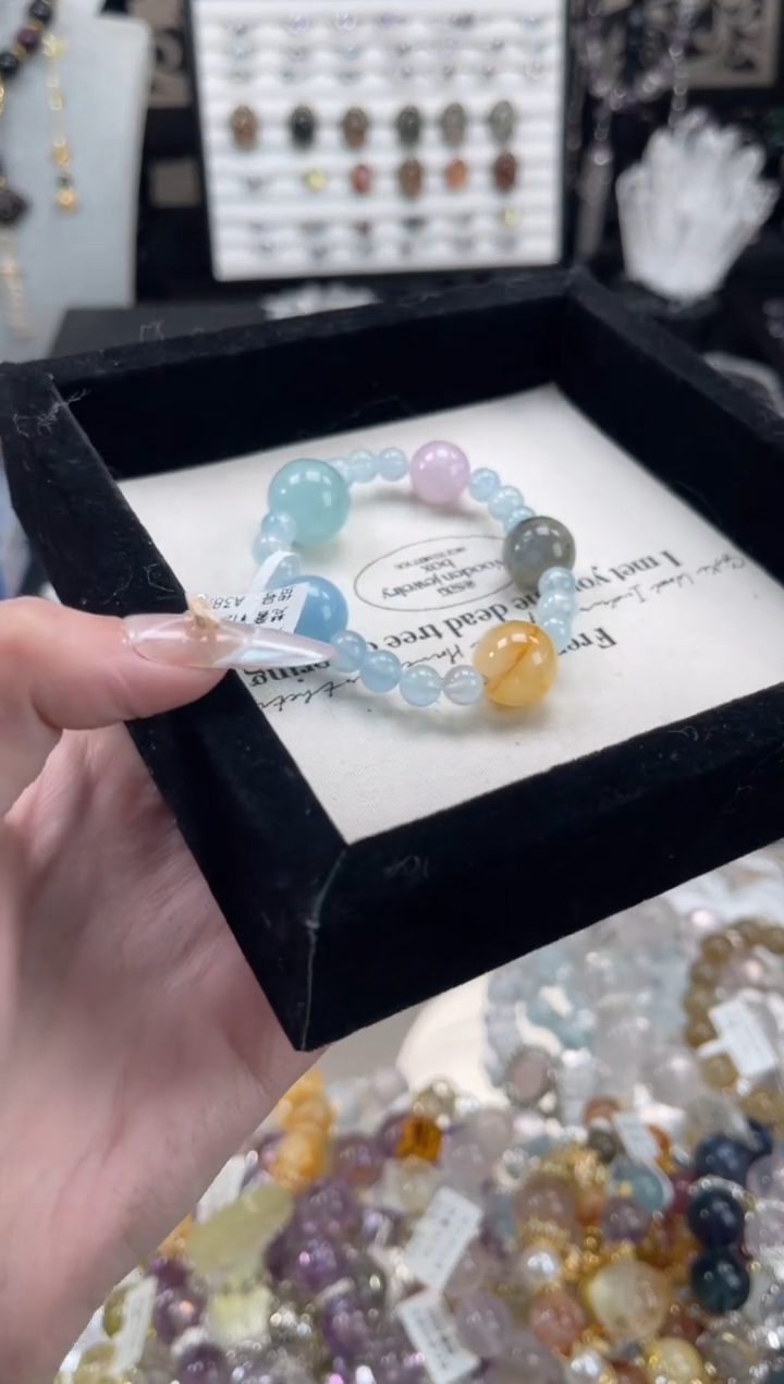 【闪购商品】水晶手链未镶嵌天然水晶 多样性发货