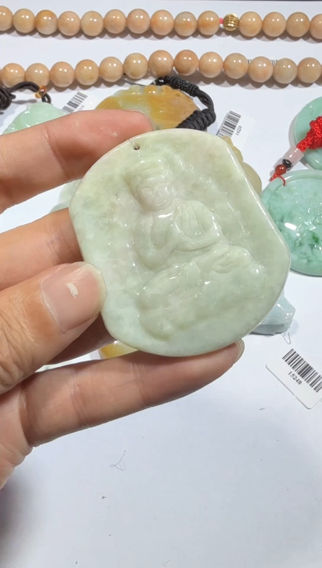 【闪购商品】翡翠颈饰未镶嵌 00015491