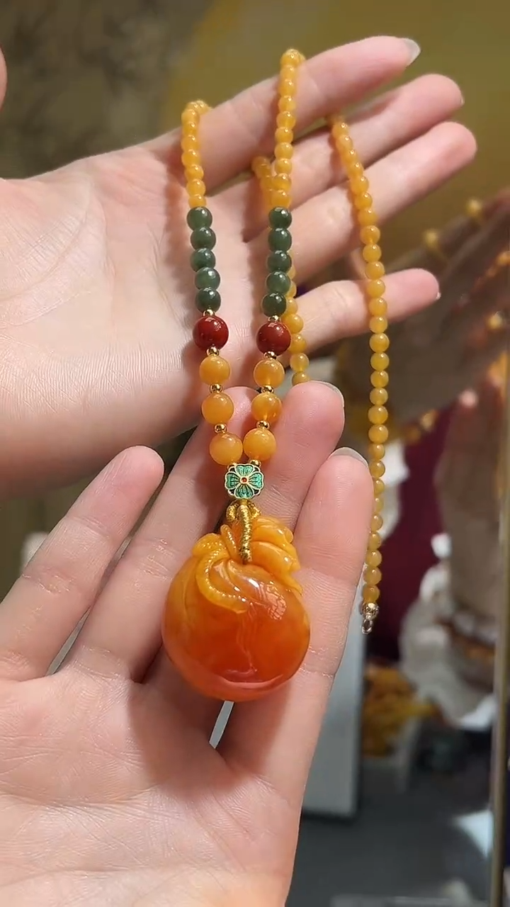 【闪购商品】琥珀裸石未镶嵌A0089天然蜜蜡