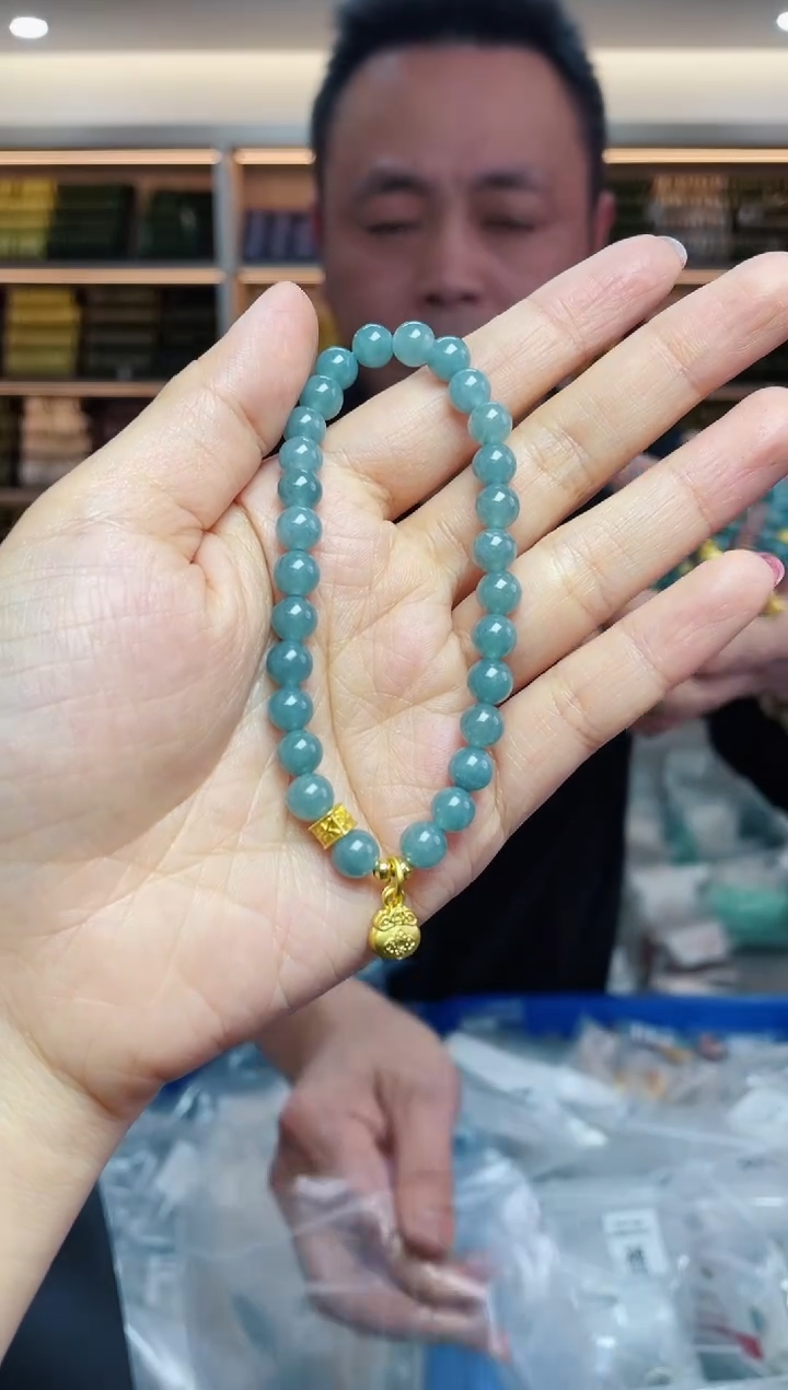 【闪购商品】翡翠手串未镶嵌多样性发一件