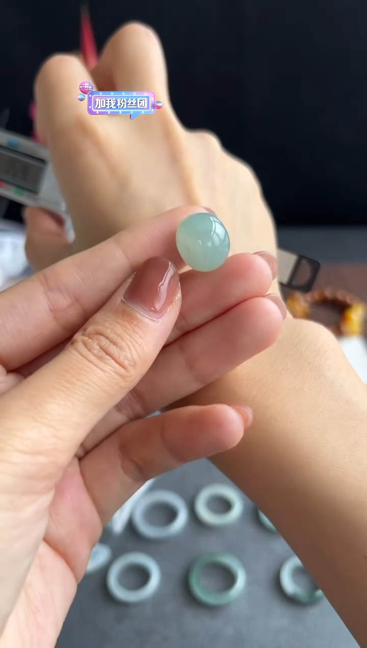 翡翠未镶嵌颈饰224买断