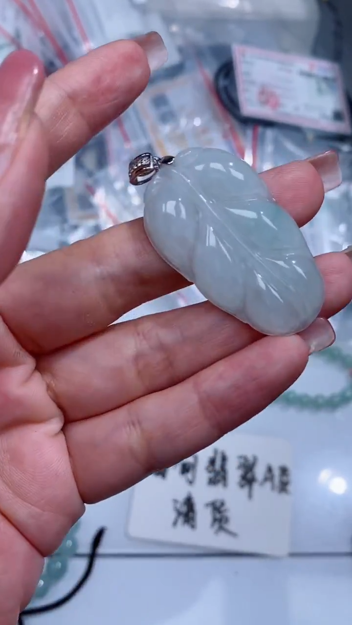 翡翠银S925镶嵌颈饰吊坠