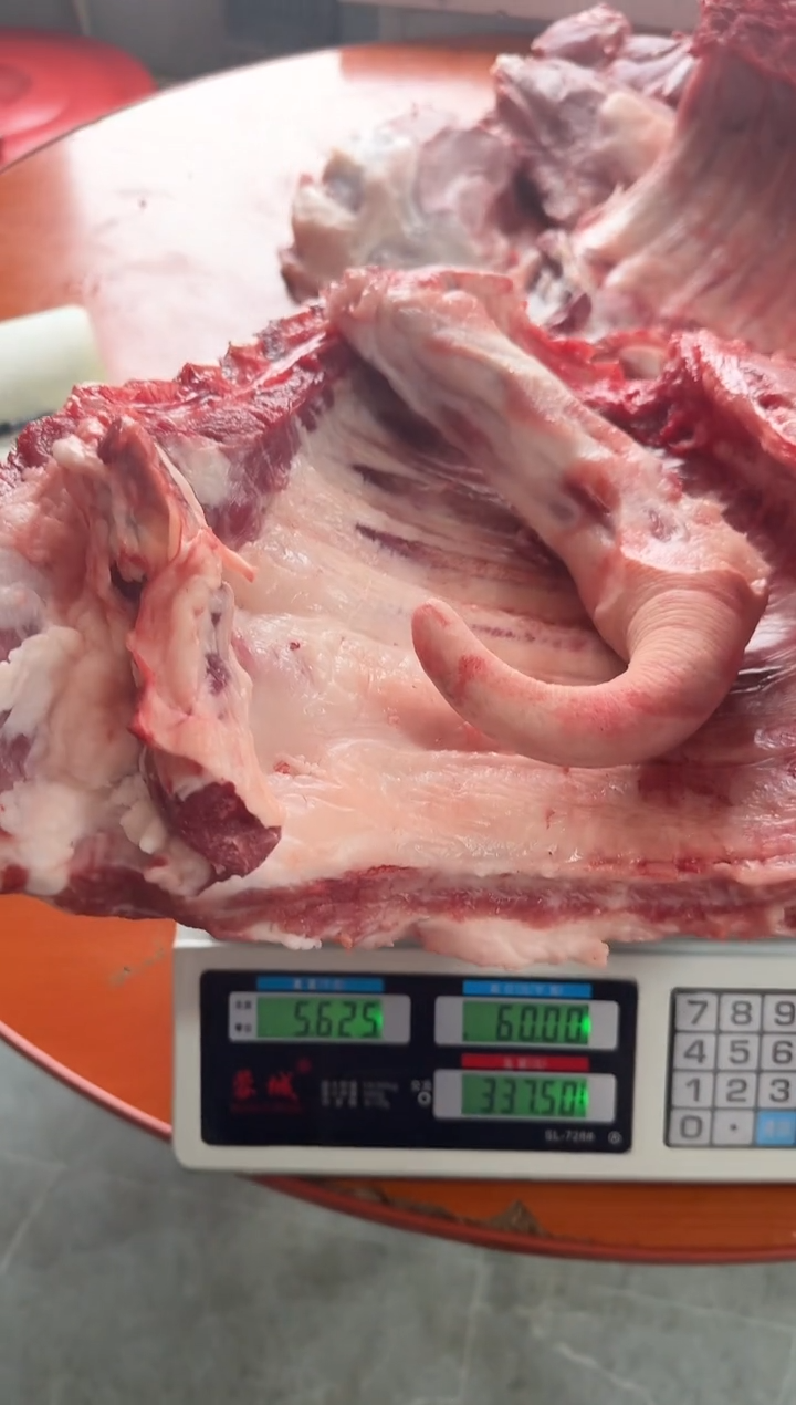 中国大陆180食用农产品致*?猪排骨带尾巴5.62致远