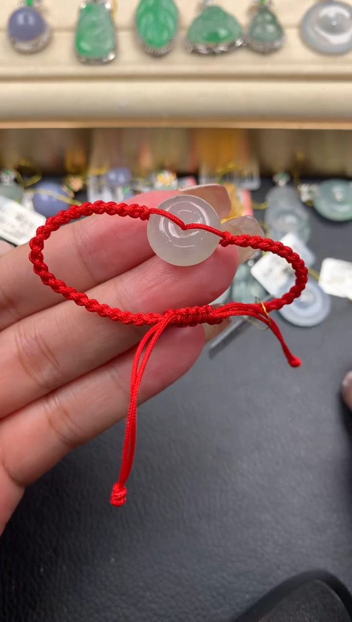 【闪购商品】翡翠手绳未镶嵌Q240    